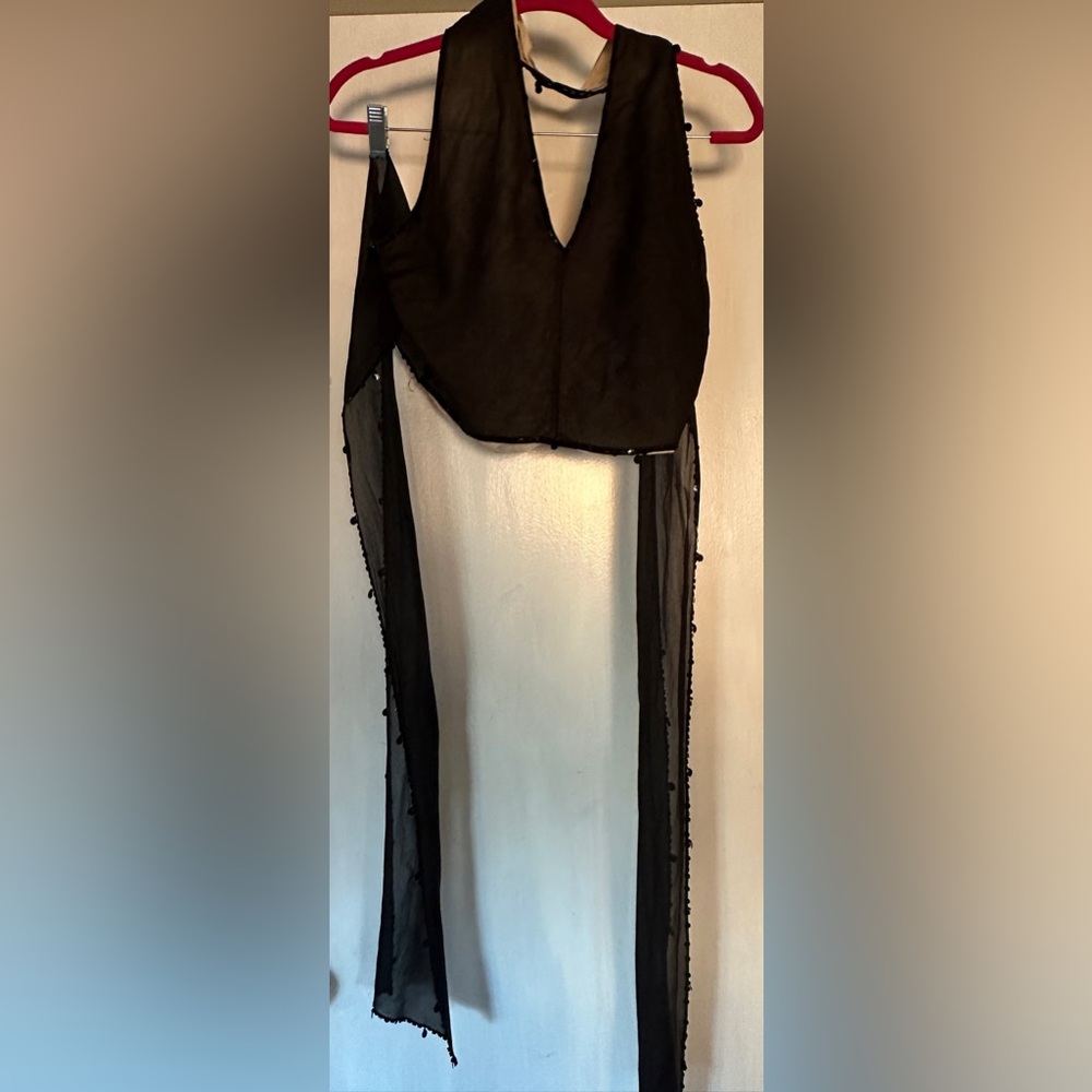 BCBGMAXAZRIA COLLECTION Black Halter Wrap Top